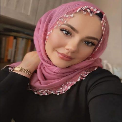 Beyyurdu Güzel Güzel Bir Kadın Escort Hale