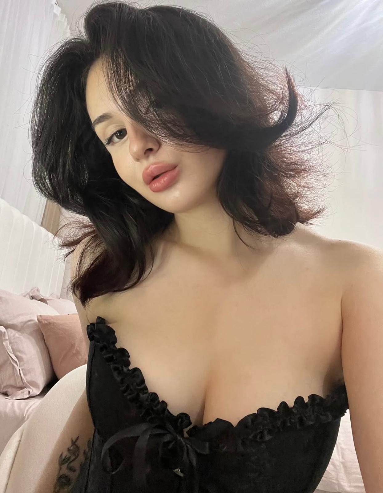 Barak Saygılı Kadın Escort Bayan Buse